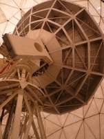 Mets&auml;hovin 13,7-metrinen radioteleskooppi